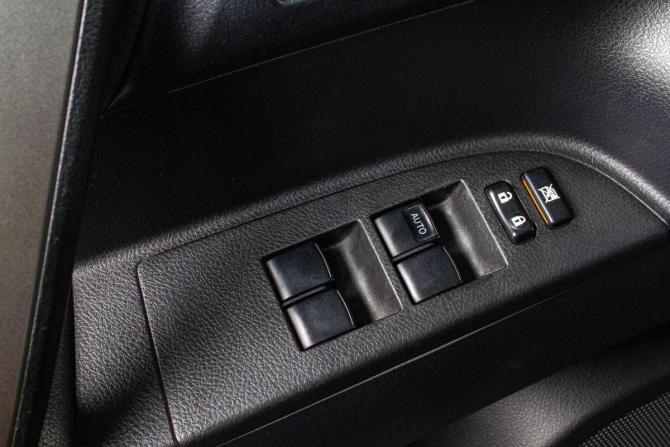 Toyota Highlander II (XU40) Рестайлинг с пробегом 2012 года, цена 2 259 000 рублей, 282000 км, внедорожник, Автокод Объявления