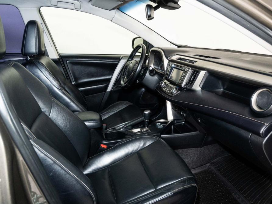Toyota RAV4 IV (XA40) Казань  - изображение 6