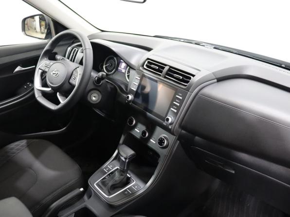Hyundai Creta II с пробегом 2022 года, цена 2 390 000 рублей, 5643 км, внедорожник, Автокод Объявления