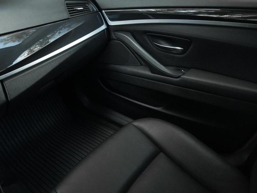 BMW 5 серии VI (F10/F11/F07) Калининград  - изображение 15