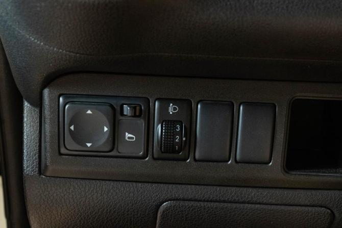 Nissan Note I Рестайлинг с пробегом 2013 года, цена 649 000 рублей, 231093 км, хэтчбек, Автокод Объявления