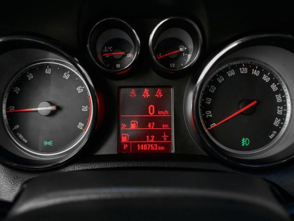 Opel Mokka I с пробегом 2014 года, цена 1 150 000 рублей, 140753 км, внедорожник, Автокод Объявления