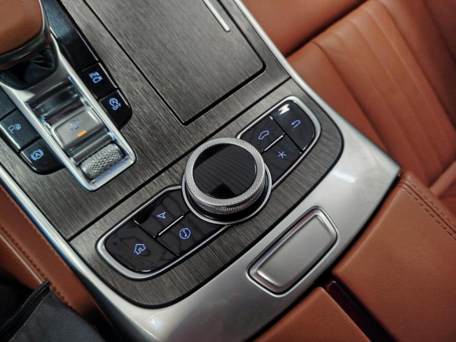 Hongqi H9 I Санкт-Петербург  - изображение 14