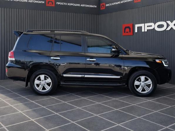 Toyota Land Cruiser 200 Series Рестайлинг 1 с пробегом 2012 года, цена 3 300 000 рублей, 213531 км, внедорожник, Автокод Объявления