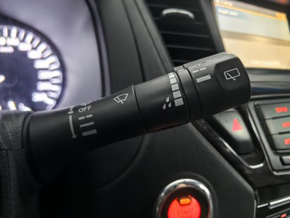 Nissan Pathfinder IV с пробегом 2015 года, цена 1 555 000 рублей, 161444 км, внедорожник, Автокод Объявления