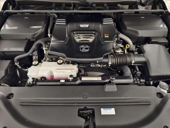 Lexus LX IV с пробегом 2025 года, цена 15 400 000 рублей, 8394 км, внедорожник, Автокод Объявления