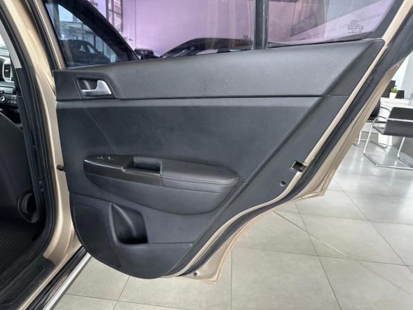 Kia Sportage IV с пробегом 2018 года, цена 2 149 000 рублей, 145000 км, внедорожник, Автокод Объявления