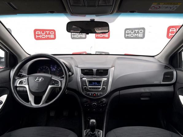 Hyundai Solaris I Рестайлинг с пробегом 2016 года, цена 525 000 рублей, 286792 км, седан, Автокод Объявления