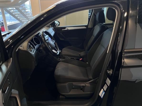 Volkswagen Tiguan II Рестайлинг с пробегом 2021 года, цена 2 365 000 рублей, 104364 км, внедорожник, Автокод Объявления