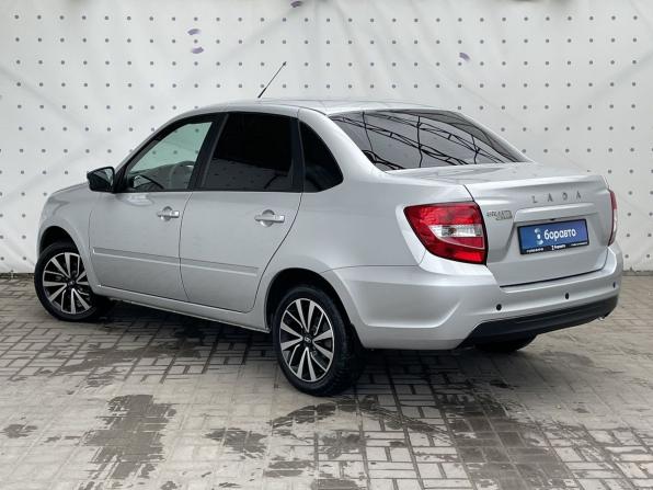 Lada (ВАЗ) Granta I Рестайлинг с пробегом 2024 года, цена 960 000 рублей, 32581 км, седан, Автокод Объявления