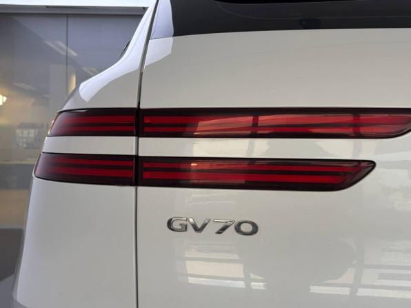 Genesis GV70 I с пробегом 2021 года, цена 4 850 000 рублей, 66000 км, внедорожник, Автокод Объявления