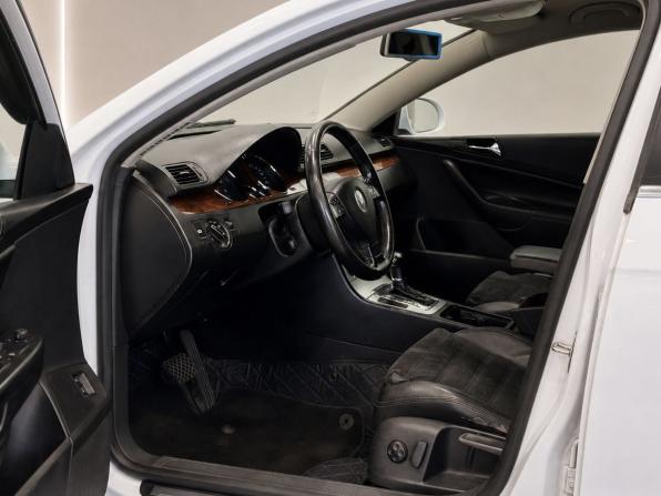 Volkswagen Passat B6 с пробегом 2008 года, цена 695 000 рублей, 320000 км, седан, Автокод Объявления
