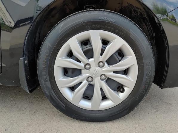 Hyundai Solaris II с пробегом 2019 года, цена 1 479 000 рублей, 72616 км, седан, Автокод Объявления