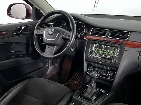 Skoda Superb II с пробегом 2012 года, цена 1 650 000 рублей, 84870 км, универсал, Автокод Объявления