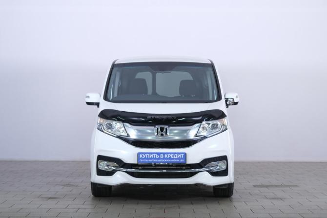 Honda Stepwgn V с пробегом 2015 года, цена 1 899 000 рублей, 132000 км, минивэн, Автокод Объявления
