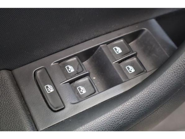 Skoda Rapid I с пробегом 2016 года, цена 998 000 рублей, 132110 км, лифтбек, Автокод Объявления