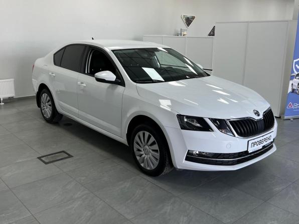 Skoda Octavia III (A7) Рестайлинг с пробегом 2020 года, цена 2 299 000 рублей, 26508 км, лифтбек, Автокод Объявления