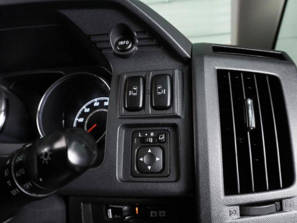 Mitsubishi Delica D:5 I с пробегом 2018 года, цена 3 319 000 рублей, 84101 км, минивэн, Автокод Объявления