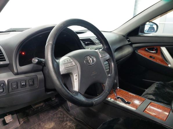 Toyota Camry VI (XV40) Рестайлинг с пробегом 2011 года, цена 1 095 000 рублей, 260000 км, седан, Автокод Объявления