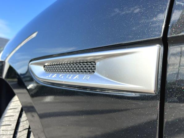 Jaguar F-Pace I с пробегом 2016 года, цена 3 080 000 рублей, 150148 км, внедорожник, Автокод Объявления