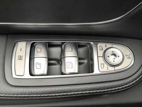 Mercedes-Benz V-Класс III (W447) с пробегом 2019 года, цена 6 174 000 рублей, 88587 км, минивэн, Автокод Объявления