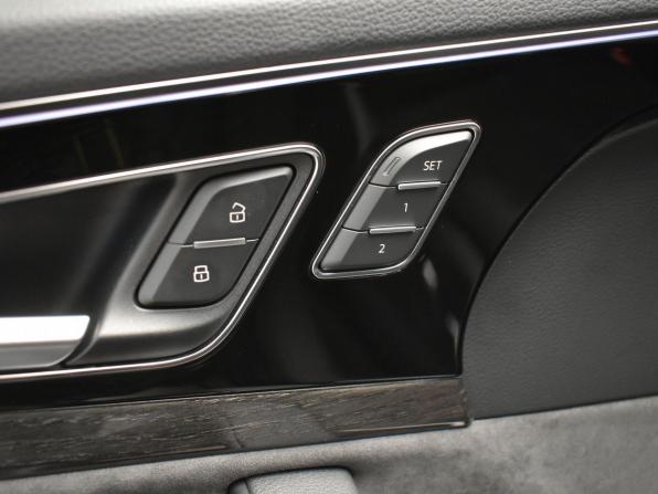 Audi Q7 II (4M) с пробегом 2019 года, цена 5 699 000 рублей, 85823 км, внедорожник, Автокод Объявления