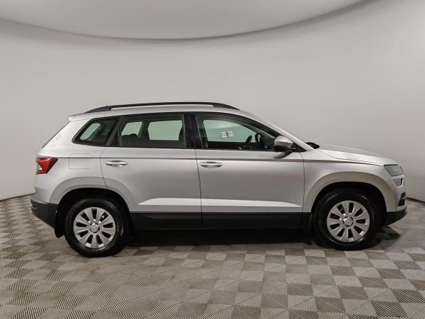 Skoda Karoq I с пробегом 2021 года, цена 2 199 000 рублей, 43334 км, внедорожник, Автокод Объявления