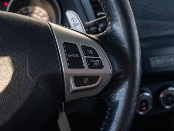 Mitsubishi Outlander II Рестайлинг с пробегом 2010 года, цена 1 175 000 рублей, 201129 км, внедорожник, Автокод Объявления