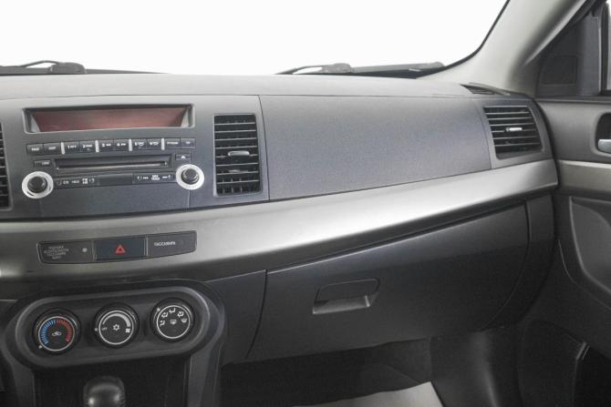 Mitsubishi Lancer X Рестайлинг с пробегом 2012 года, цена 989 000 рублей, 186168 км, седан, Автокод Объявления