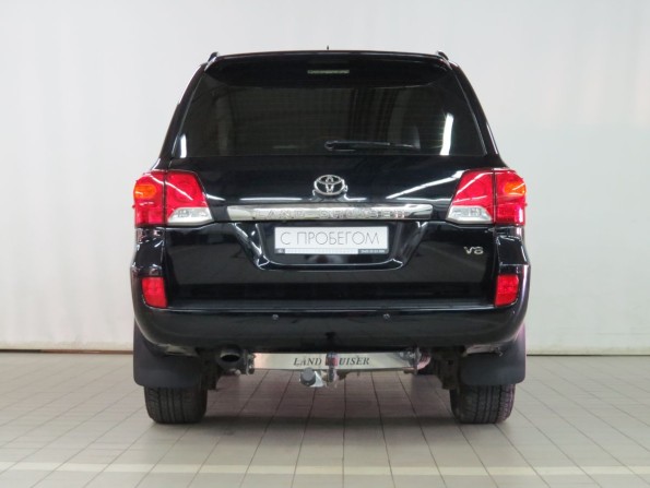 Toyota Land Cruiser 200 Series Рестайлинг 1 с пробегом 2015 года, цена 4 600 000 рублей, 142516 км, внедорожник, Автокод Объявления