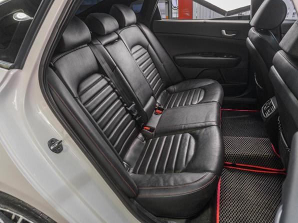 Kia Optima IV Рестайлинг с пробегом 2018 года, цена 2 249 000 рублей, 118761 км, седан, Автокод Объявления
