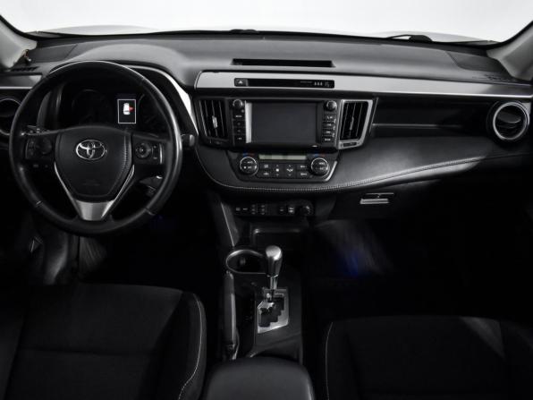 Toyota RAV4 IV (XA40) Рестайлинг с пробегом 2017 года, цена 1 930 000 рублей, 128982 км, внедорожник, Автокод Объявления