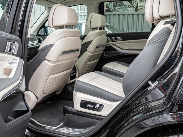 BMW X7 I (G07) Рестайлинг с пробегом 2024 года, цена 19 350 000 рублей, 11218 км, внедорожник, Автокод Объявления