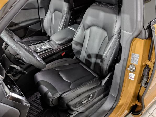Audi Q8 I (4M) с пробегом 2018 года, цена 5 350 000 рублей, 105167 км, внедорожник, Автокод Объявления