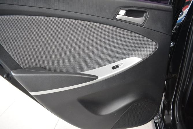 Hyundai Solaris I с пробегом 2013 года, цена 749 000 рублей, 162000 км, седан, Автокод Объявления