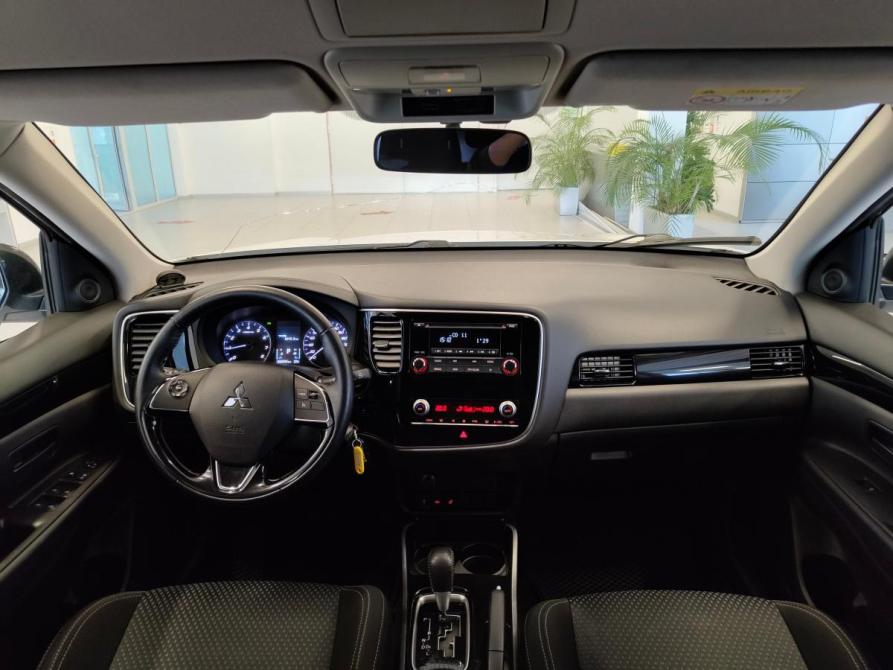 Mitsubishi Outlander III Рестайлинг 3 Санкт-Петербург  - изображение 9