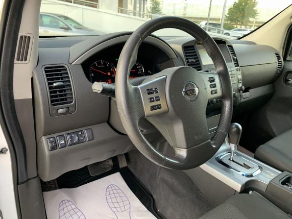 Nissan Pathfinder III Рестайлинг с пробегом 2013 года, цена 1 299 000 рублей, 263674 км, внедорожник, Автокод Объявления