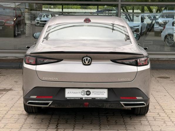Changan Lamore с пробегом 2023 года, цена 1 900 000 рублей, 33831 км, седан, Автокод Объявления
