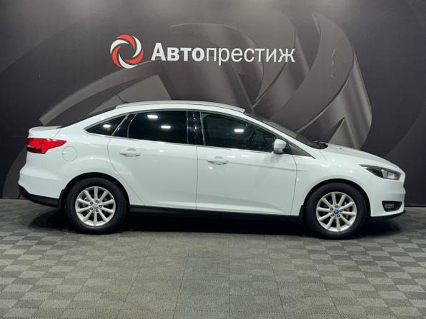 Ford Focus III Рестайлинг с пробегом 2015 года, цена 1 090 000 рублей, 94200 км, седан, Автокод Объявления