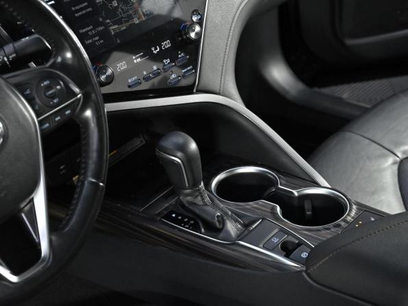 Toyota Camry VIII (XV70) с пробегом 2018 года, цена 2 449 000 рублей, 139000 км, седан, Автокод Объявления