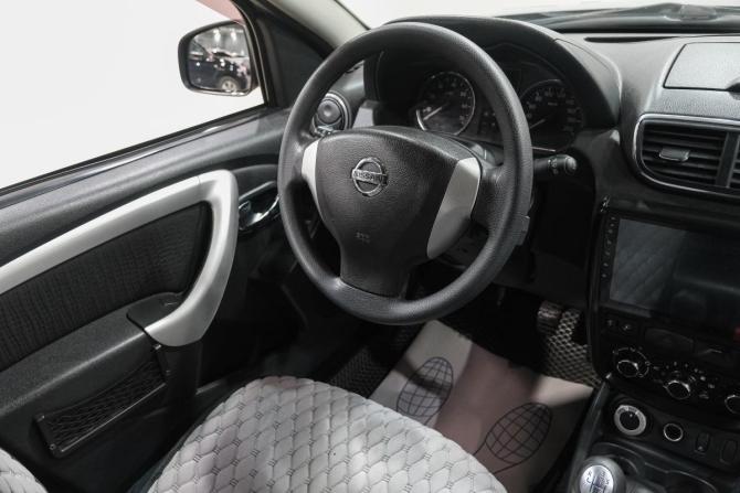 Nissan Terrano III (D10) с пробегом 2015 года, цена 1 339 000 рублей, 262000 км, внедорожник, Автокод Объявления