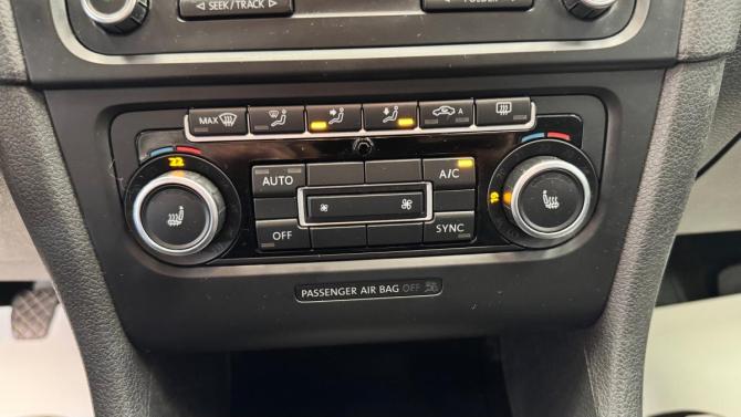 Volkswagen Golf VI с пробегом 2012 года, цена 790 000 рублей, 161428 км, хэтчбек, Автокод Объявления