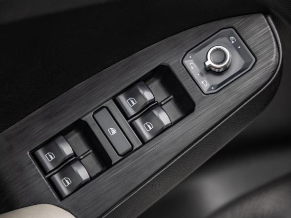 Haval Jolion I с пробегом 2022 года, цена 1 728 000 рублей, 122962 км, внедорожник, Автокод Объявления
