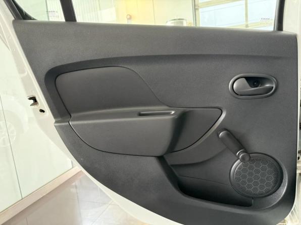 Renault Sandero II Рестайлинг с пробегом 2020 года, цена 840 000 рублей, 109626 км, хэтчбек, Автокод Объявления