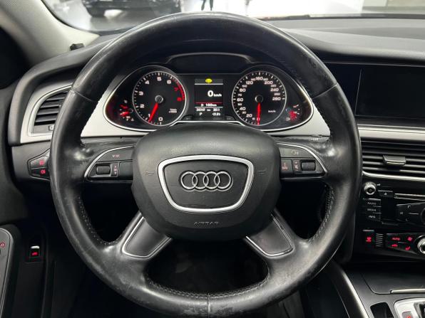 Audi A4 IV (B8) Рестайлинг с пробегом 2014 года, цена 1 300 000 рублей, 242144 км, седан, Автокод Объявления