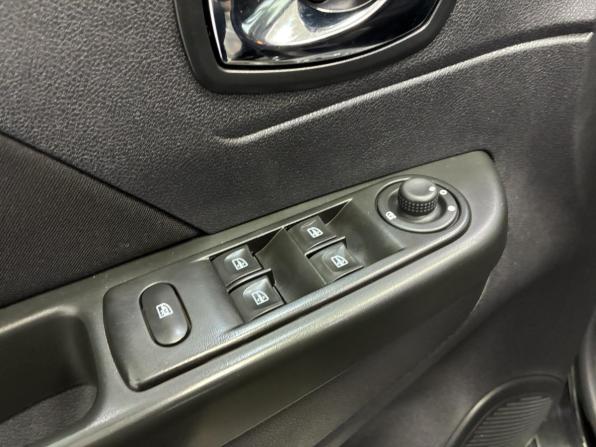 Renault Kaptur I с пробегом 2018 года, цена 1 190 000 рублей, 207000 км, внедорожник, Автокод Объявления