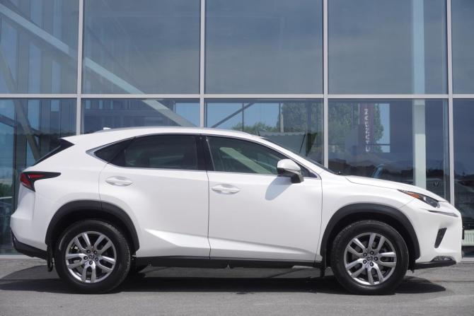 Lexus NX I с пробегом 2017 года, цена 2 748 000 рублей, 114516 км, внедорожник, Автокод Объявления