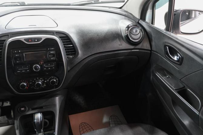 Renault Kaptur I с пробегом 2016 года, цена 1 549 000 рублей, 130000 км, внедорожник, Автокод Объявления