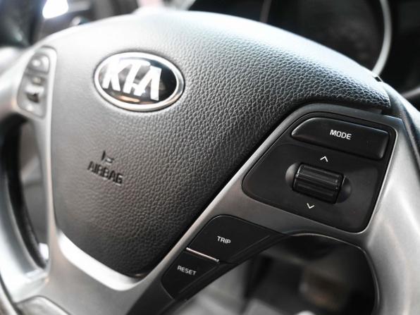 Kia Rio III Рестайлинг с пробегом 2015 года, цена 1 219 900 рублей, 125167 км, седан, Автокод Объявления