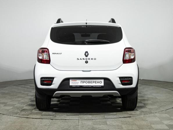 Renault Sandero II Рестайлинг с пробегом 2018 года, цена 949 700 рублей, 147352 км, хэтчбек, Автокод Объявления